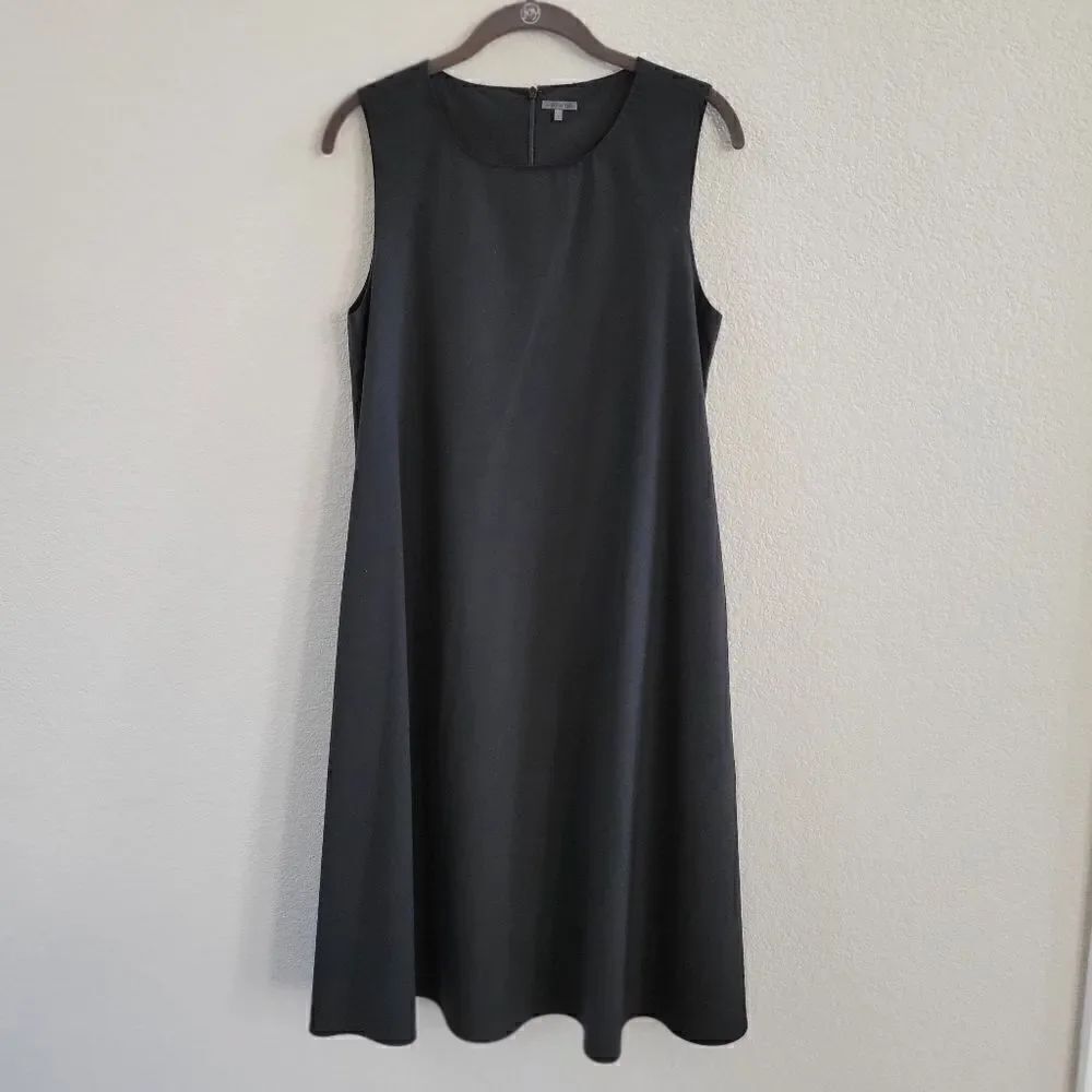 Premise wool swing dress S